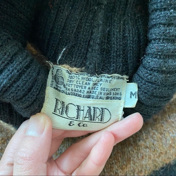 VINTAGE Richard & co. 100% Wool Turtleneck Sweater Brown Sz M - Picture 3 of 5